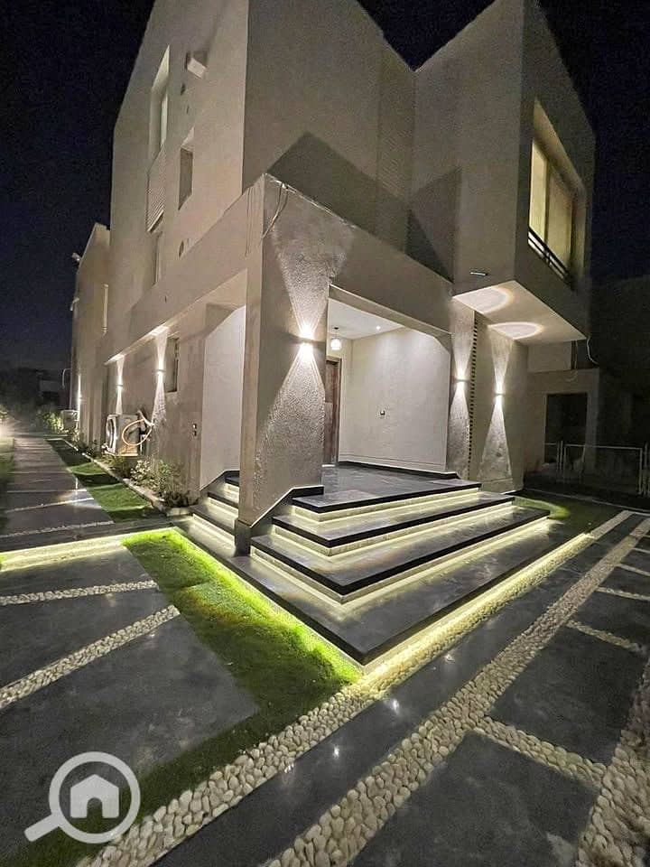 4 aaaaaa4444. jpg