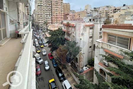 شقة 2 غرفة نوم للايجار في لوران، الإسكندرية - 1. jpg