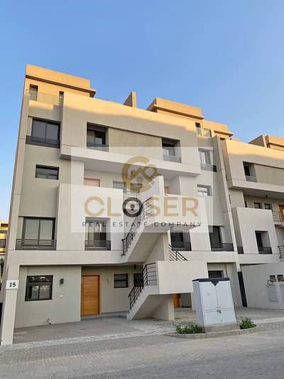 Duplex for Sale in Shorouk City, Cairo - 469070654_928383285481185_7277516107649870214_n. jpg