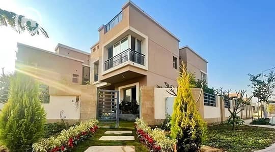 4 Bedroom Villa for Sale in New Heliopolis, Cairo - 1. jpg