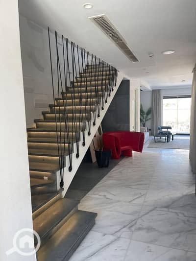 5 Bedroom Villa for Sale in Sheikh Zayed, Giza - صورة واتساب بتاريخ 1446-11-29 في 14.44. 05_46731cf4. jpg