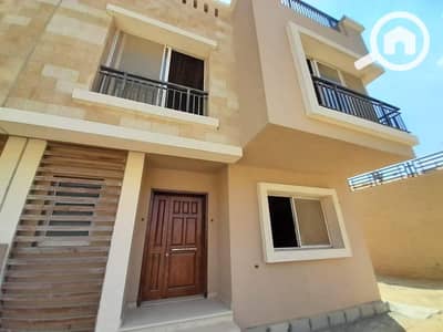 3 Bedroom Villa for Sale in New Cairo, Cairo - WhatsApp Image 2025-03-16 at 21.03. 07_aefea342. jpg