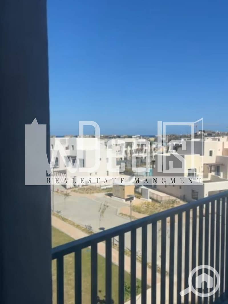 4 fe231c2f-fe41-4c39-932d-b32d6aa574ed. jpg