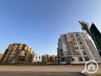 شقة 3 غرف نوم للبيع في الشيخ زايد، الجيزة - 7806e81f-e1ba-4b8a-a4ac-10cf2df880b8. jpg