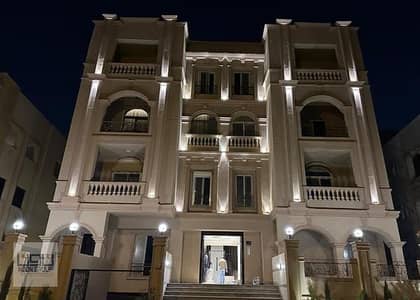 4 Bedroom Flat for Sale in New Cairo, Cairo - 15. jpg