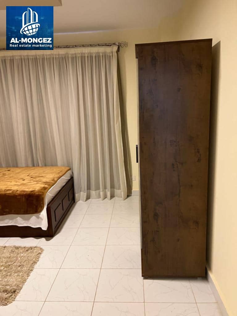 14 826b2e18-dfa7-4aad-9c4f-eb55ac40ab3a. jpg