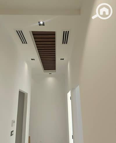 Office for Rent in 6th of October, Giza - WhatsApp Image 2025-05-27 at 11.39. 46_f03f5b46. jpg