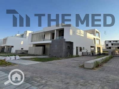 4 Bedroom Townhouse for Sale in 6th of October, Giza - IMG-20250529-WA0032. jpg