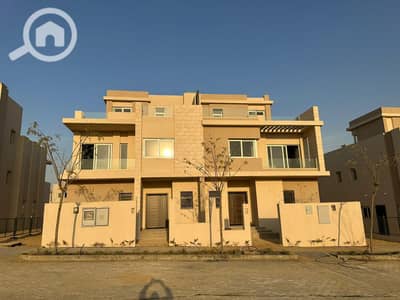 تاون هاوس 4 غرف نوم للبيع في 6 أكتوبر، الجيزة - 0b7f6655-92b1-4d3e-b278-b1adc5027786. jpg