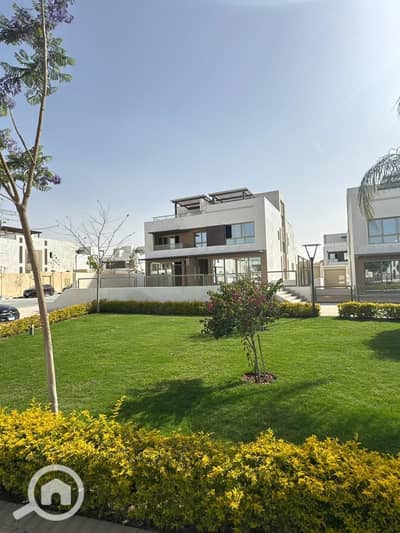 4 Bedroom Villa for Sale in 6th of October, Giza - IMG-20250520-WA0244. jpg