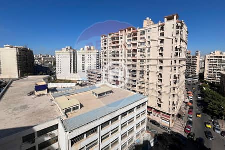شقة 3 غرف نوم للايجار في سموحة، الإسكندرية - 1. jpg