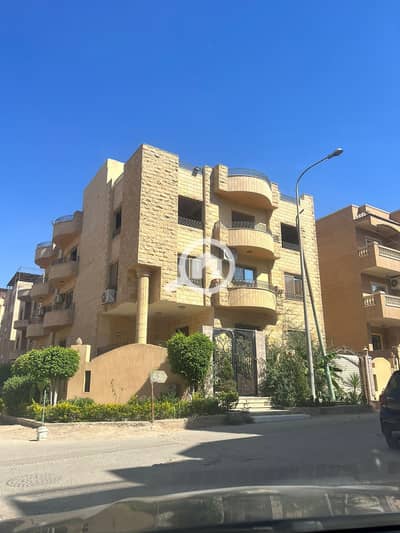 10 Bedroom Villa for Sale in 6th of October, Giza - WhatsApp Image 2025-02-23 at 4.36. 19 PM. jpeg