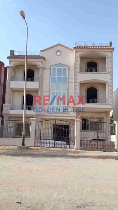3 Bedroom Flat for Sale in Shorouk City, Cairo - 1000147139. jpg
