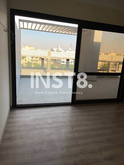 بنتهاوس 4 غرف نوم للايجار في مدينة الشروق، القاهرة - 68386367a8157_WhatsApp-Image-2025-05-20-at-7.10. 00-AM. jpeg