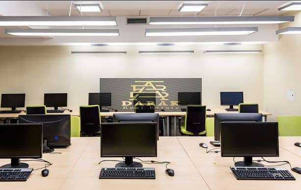 6 lab computer. png