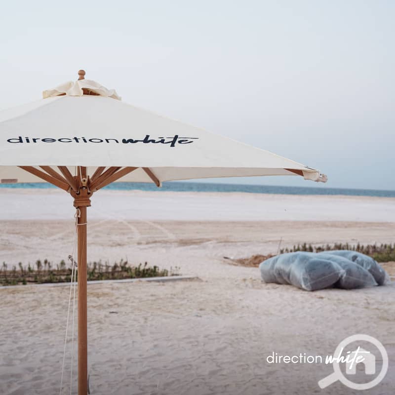 3 Arabella_Direction white post-3. jpg
