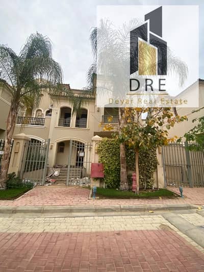 4 Bedroom Townhouse for Sale in Shorouk City, Cairo - 45b9286b-63ff-46dc-ab83-51aa9b0a1a96. jpg
