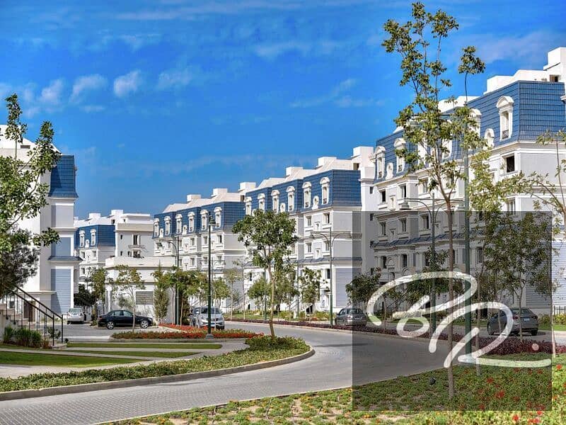 7 Life in Mountain View Hyde Park compound. jpg