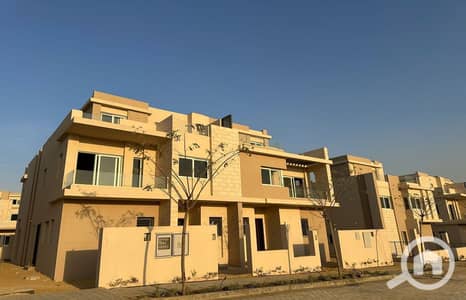 تاون هاوس 4 غرف نوم للبيع في 6 أكتوبر، الجيزة - WhatsApp Image 2025-01-22 at 4.38. 10 PM (1). jpeg