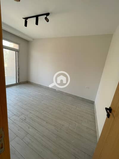 توين هاوس 3 غرف نوم للايجار في 6 أكتوبر، الجيزة - WhatsApp Image 2025-05-04 at 3.45. 40 PM. jpeg