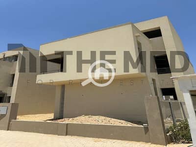 فیلا 3 غرف نوم للبيع في 6 أكتوبر، الجيزة - IMG-20250521-WA0057. jpg