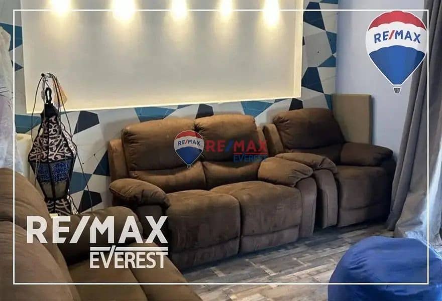 7 6a7d83c2a3d5713bd78ff1a150444f5104d5237f. jpg