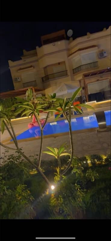 7 Bedroom Villa for Sale in 6th of October, Giza - villa for sale