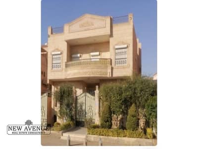 5 Bedroom Villa for Sale in New Cairo, Cairo - WhatsApp Image 2025-05-29 at 1.44. 07 PM. jpg