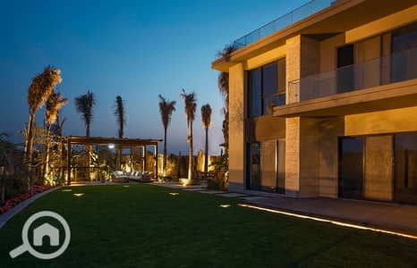 6 Bedroom Townhouse for Sale in Sheikh Zayed, Giza - 476234050_1128176765458894_567497157335334048_n_1400x900. jpg