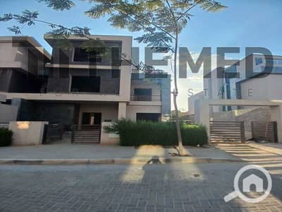 توين هاوس 4 غرف نوم للبيع في الشيخ زايد، الجيزة - IMG-20250422-WA0195. jpg