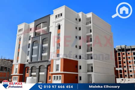 4 Bedroom Apartment for Sale in Agami, Alexandria - 01 (4). jpg