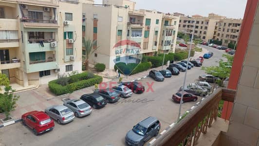 فلیٹ 2 غرفة نوم للبيع في العبور، القاهرة - fc5d8386-118e-4806-bba2-c553c20831f3. jpg