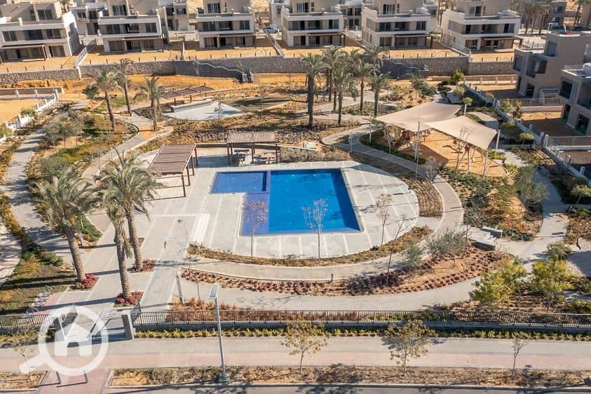 2 2a0a8ca0-503a-4d7c-861a-ff7cce3f2705. jpg