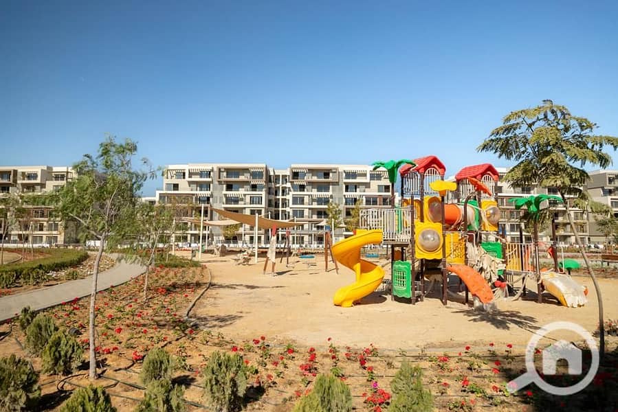 9 098d119b-2204-4c43-96d6-c937f2fcdad8. jpg