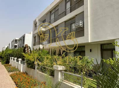 3 Bedroom Flat for Sale in New Cairo, Cairo - WhatsApp Image 2025-05-21 at 15.31. 31_0d28bc26. jpg