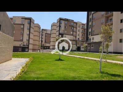 3 Bedroom Flat for Sale in 6th of October, Giza - سكن مصر 1. jpg