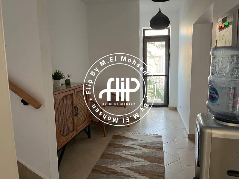 22 WhatsApp Image 2025-05-10 at 1.41. 39 AM(1). jpg