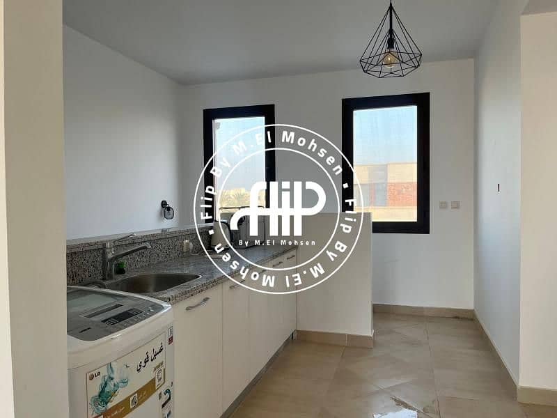 39 WhatsApp Image 2025-05-10 at 1.42. 03 AM(1). jpg