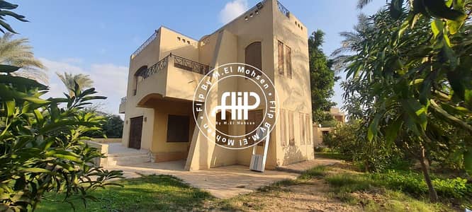 فیلا 10 غرف نوم للبيع في 6 أكتوبر، الجيزة - IMG-20250601-WA0049. jpg