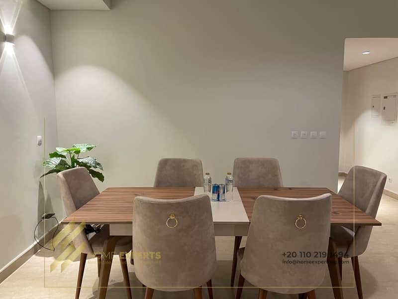 4 25537292-b86e-4514-9c56-86f39d61c299. jpeg