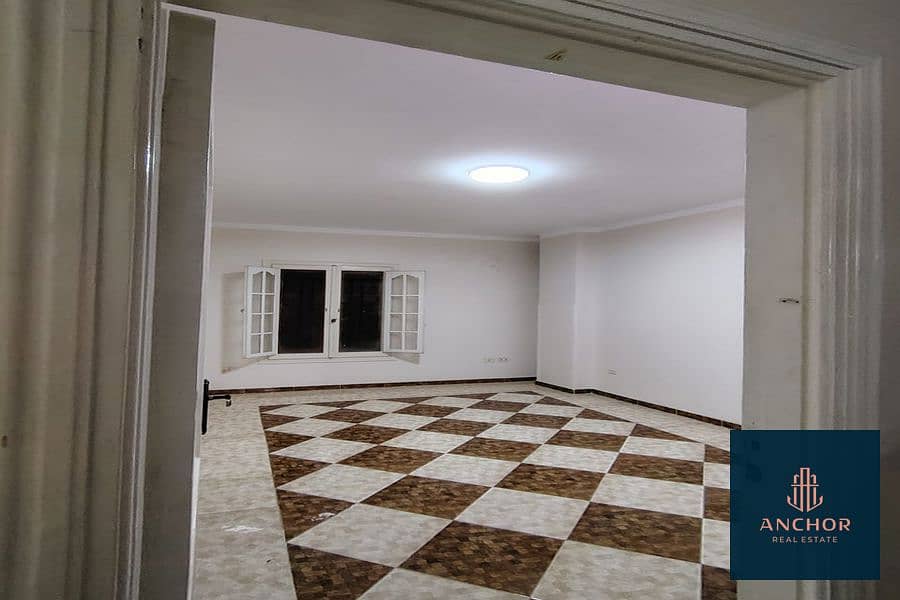 4 4_900x600. jpg