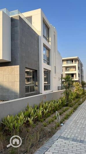 5 Bedroom Townhouse for Sale in 6th of October, Giza - WhatsApp Image 2022-12-14 at 18.01. 22 (1). jpeg