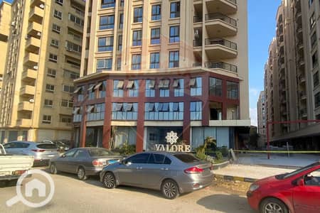 شقة 3 غرف نوم للبيع في سموحة، الإسكندرية - 1. jpg