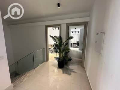 5 Bedroom Villa for Sale in New Cairo, Cairo - 496751569_122132414804763383_19056669497542145_n. jpg