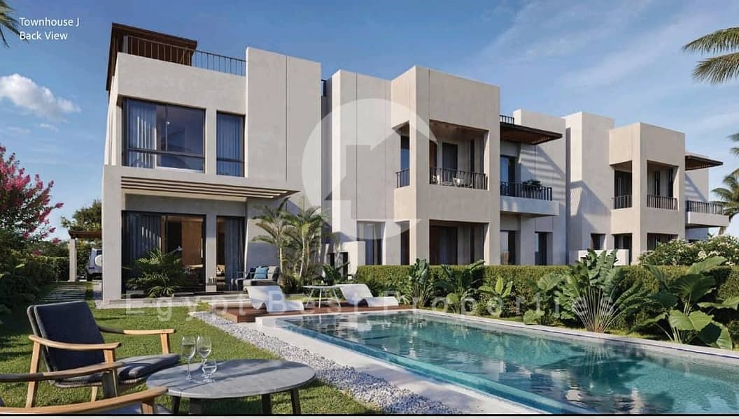 10 Townhouse j 2. jpg