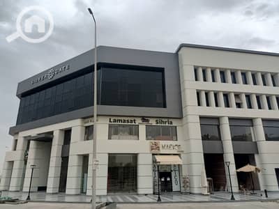 محلات تجارية  للايجار في الشيخ زايد، الجيزة - IMG-20250601-WA0238. jpg