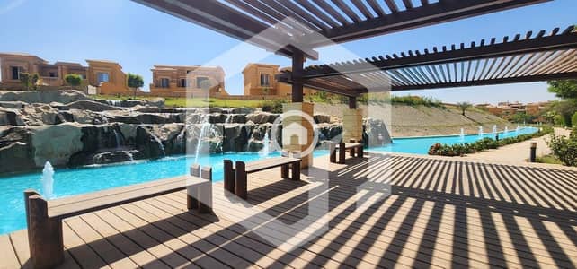 فیلا 4 غرف نوم للبيع في الشيخ زايد، الجيزة - Royal Meadows 1. jpeg
