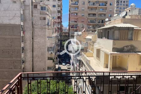 4 Bedroom Flat for Rent in Laurent, Alexandria - 1. jpg