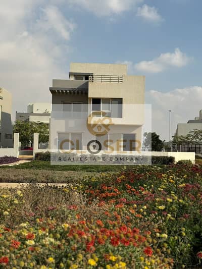 4 Bedroom Villa for Sale in New Cairo, Cairo - WhatsApp Image 2024-12-25 at 13.11. 35_4e119203. jpg