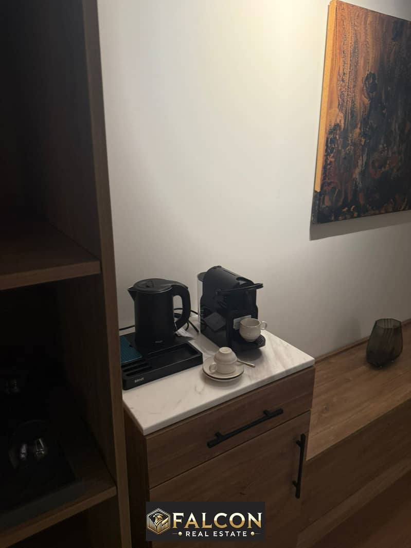 6 9c5599d4-7920-4c1a-b0af-a4f4b3d6be6a. jpg